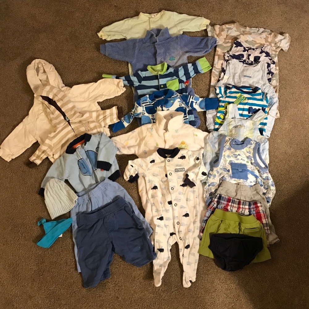 20 Pieces Baby Boy Clothes + Hats